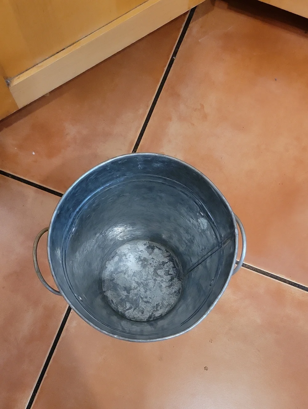 12in Tall Galvanized Steel Vase Bucket With Handles